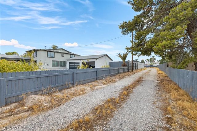7061 South Valley View Boulevard, Las Vegas, NV 89118