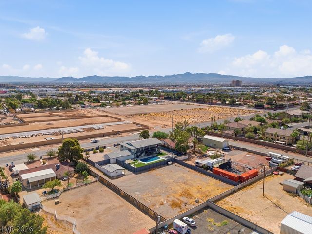 7061 South Valley View Boulevard, Las Vegas, NV 89118