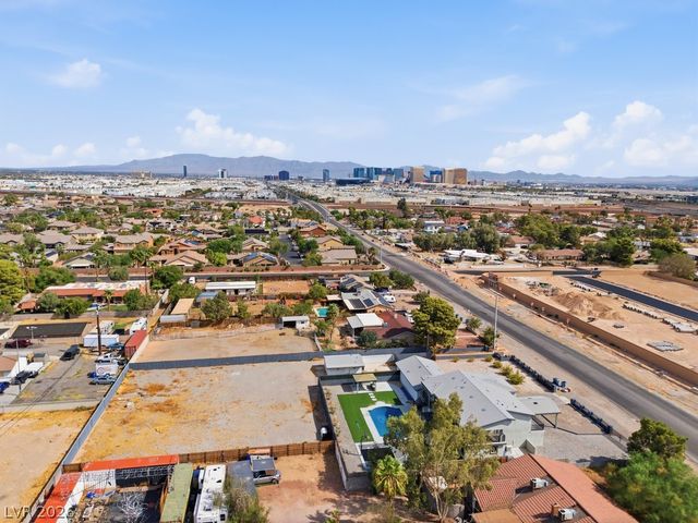 7061 South Valley View Boulevard, Las Vegas, NV 89118