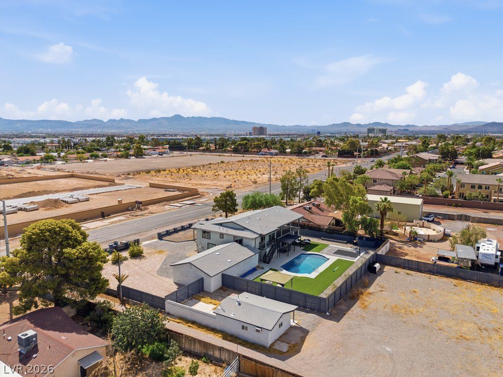 7061 South Valley View Boulevard, Las Vegas, NV 89118 — photo 5