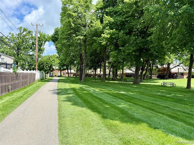 2028 Wickham Street, Royal Oak, MI 48073