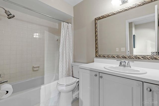 1207 Isis Avenue, Cincinnati, OH 45208