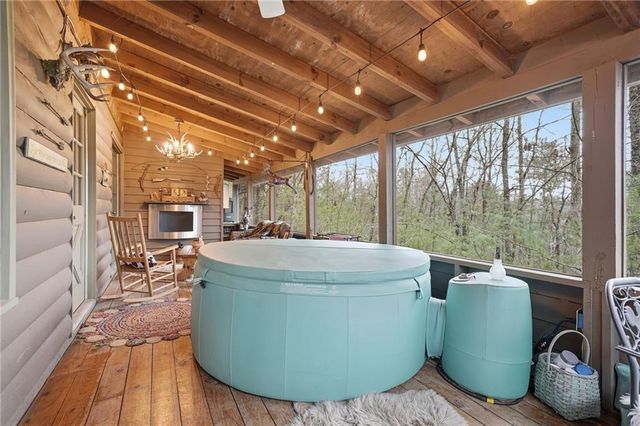 136 Tall Oaks Trail, Blairsville, GA 30512