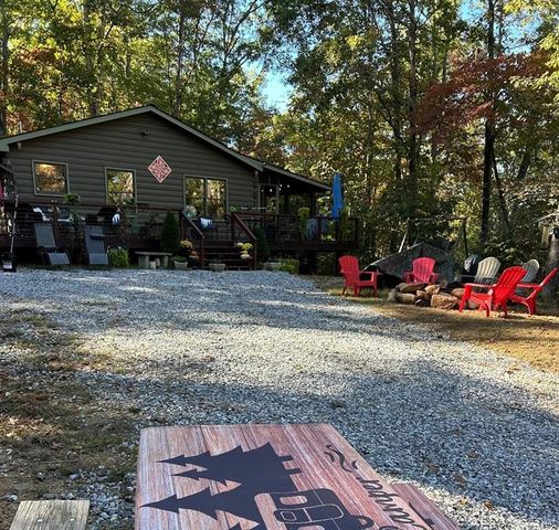 136 Tall Oaks Trail, Blairsville, GA 30512