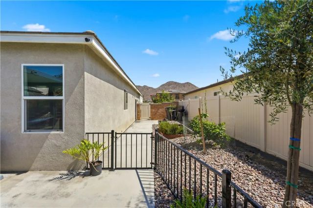 21185 Telegraph, Riverside, CA 92507