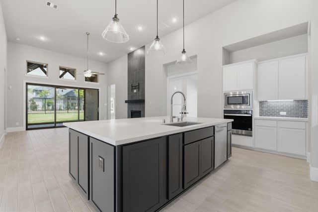 22038 Gateway Arch Drive, Porter, TX 77365