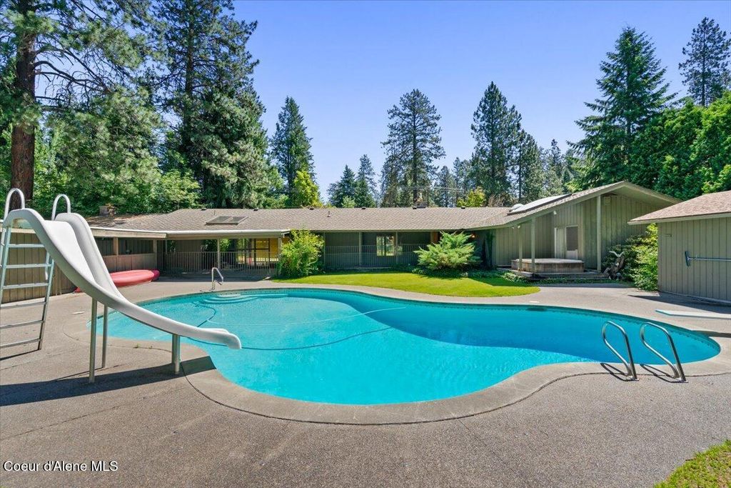 9603 N STRAHORN RD, Hayden Lake, ID 83835