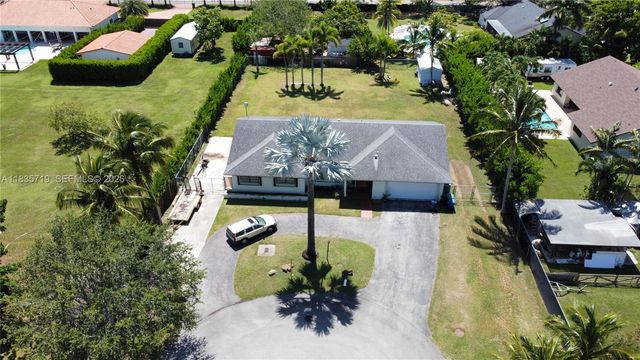 28242 SW 163rd Court, Homestead, FL 33033