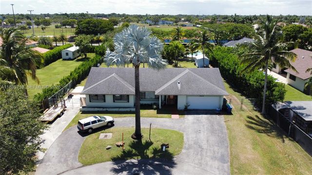 28242 SW 163rd Court, Homestead, FL 33033