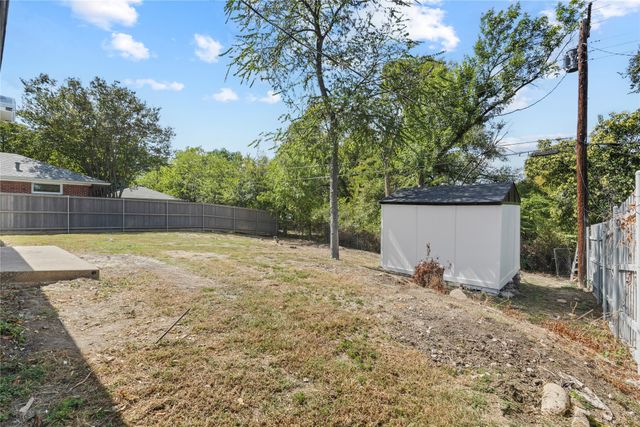 400 Hyde Park Drive, Richardson, TX 75080