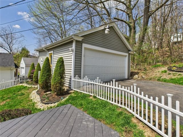 2 Abbott Road, Bradford City, PA 16701
