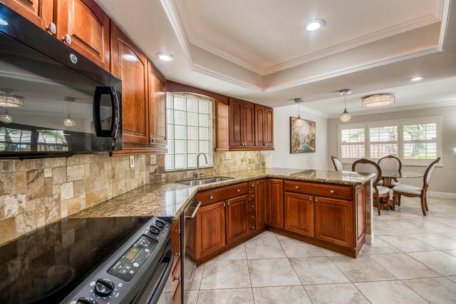 4338 Hazel Avenue A, Palm Beach Gardens, FL 33410