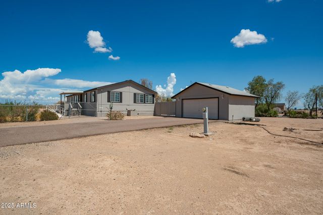 2027 S 336TH Lane, Tonopah, AZ 85354