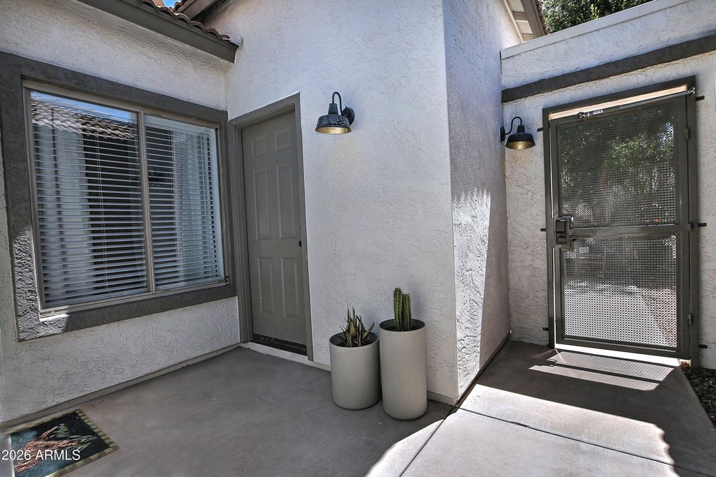 948 S BANNING Street, Gilbert, AZ 85296 — photo 5