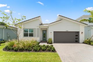 10484 SW Jadewood Court, Port St Lucie, FL 34987