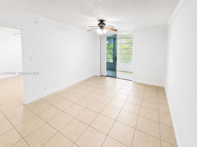 3141 NW 47th Terrace 324, Lauderdale Lakes, FL 33319