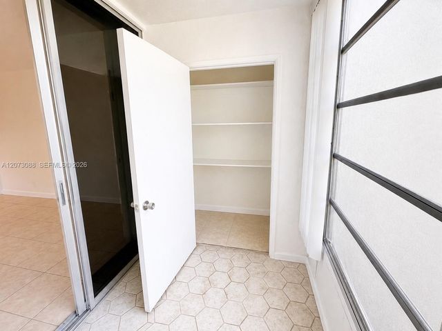 3141 NW 47th Terrace 324, Lauderdale Lakes, FL 33319