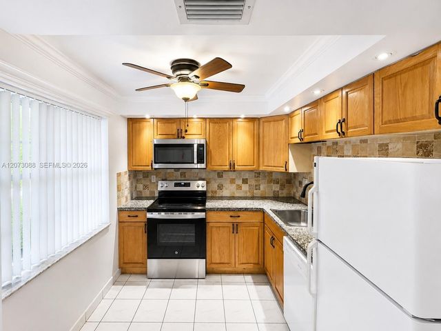 3141 NW 47th Terrace 324, Lauderdale Lakes, FL 33319
