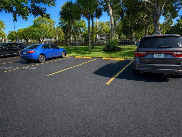 3141 NW 47th Terrace 324, Lauderdale Lakes, FL 33319