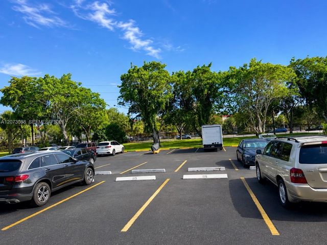 3141 NW 47th Terrace 324, Lauderdale Lakes, FL 33319