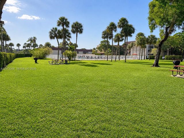 3141 NW 47th Terrace 324, Lauderdale Lakes, FL 33319