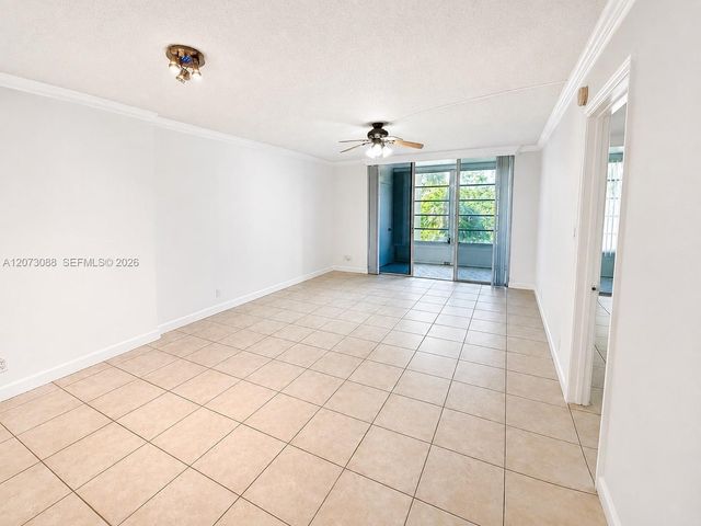 3141 NW 47th Terrace 324, Lauderdale Lakes, FL 33319