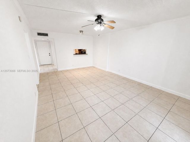 3141 NW 47th Terrace 324, Lauderdale Lakes, FL 33319