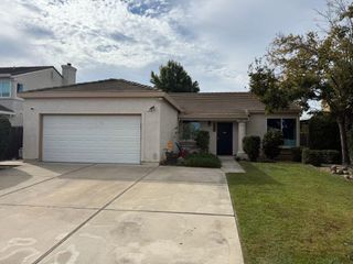 330 Lakespring Place, Oakley, CA 94561