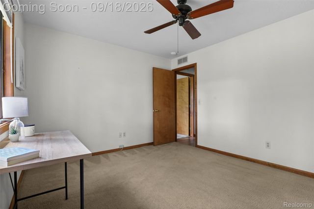 1226 Shoemaker Drive 35, Westland, MI 48185
