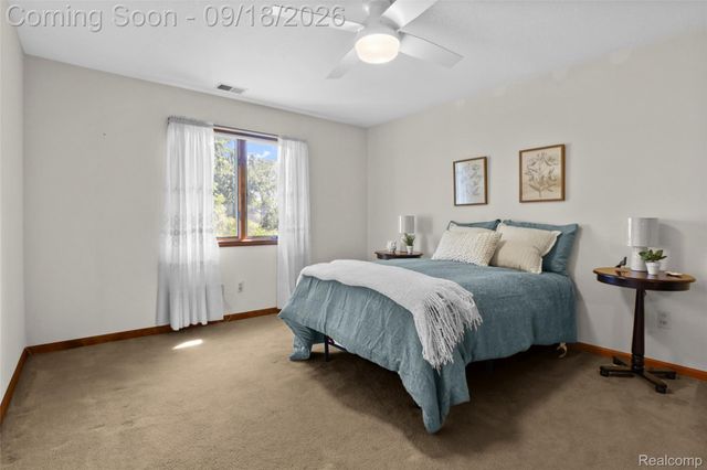 1226 Shoemaker Drive 35, Westland, MI 48185