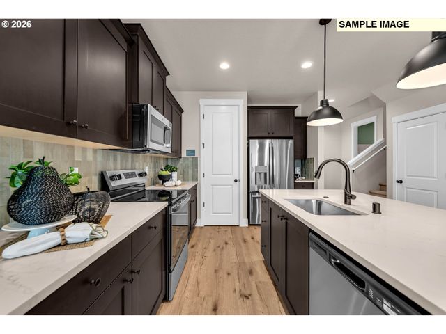 18202 Ne 14th St, Vancouver, WA 98684
