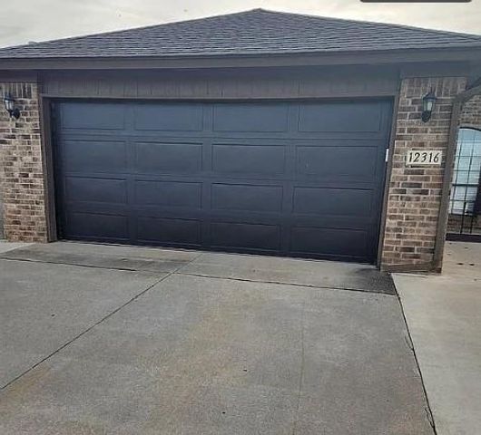 12316 SW 12th Street, Yukon, OK 73099