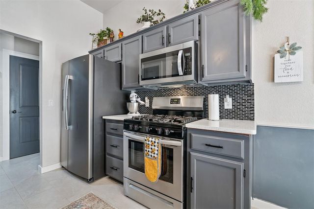 12316 SW 12th Street, Yukon, OK 73099