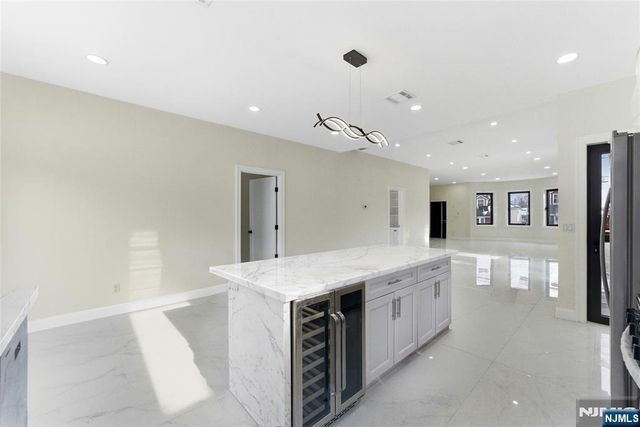 703 3rd Street, Secaucus, NJ 07094