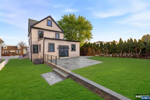 703 3rd Street, Secaucus, NJ 07094