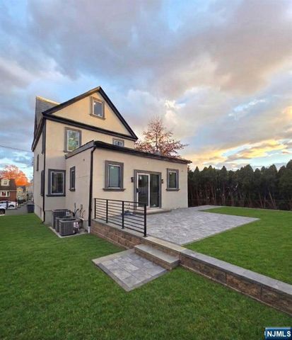 703 3rd Street, Secaucus, NJ 07094