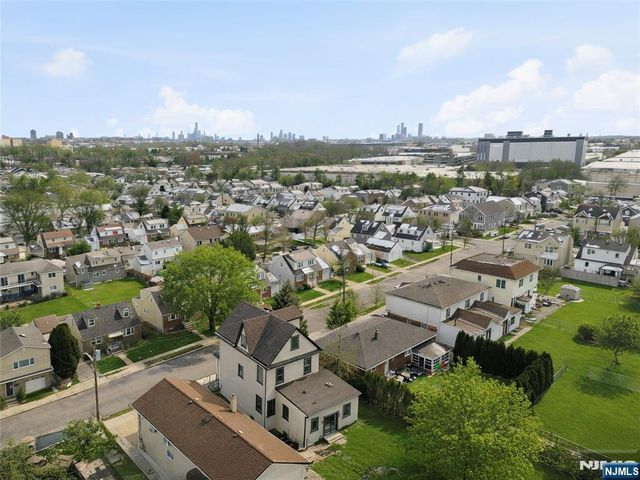 703 3rd Street, Secaucus, NJ 07094