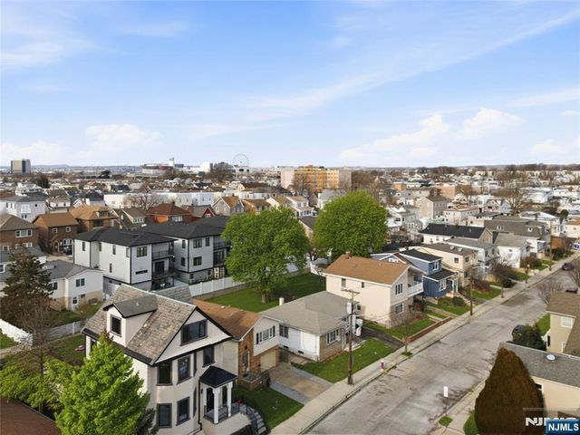 703 3rd Street, Secaucus, NJ 07094