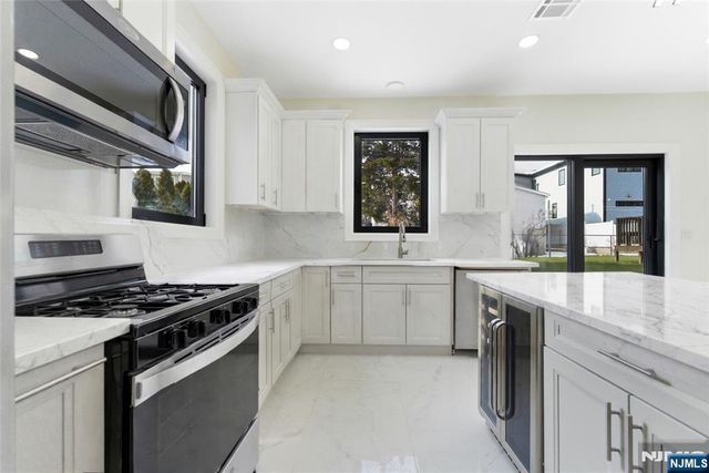 703 3rd Street, Secaucus, NJ 07094