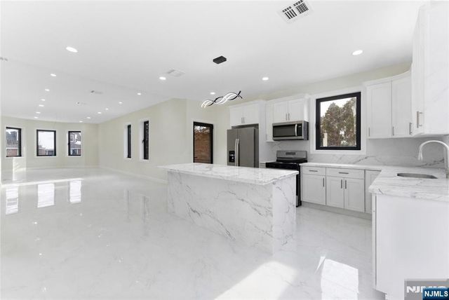 703 3rd Street, Secaucus, NJ 07094