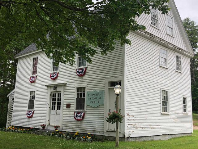 67 Old Pound Road, Effingham, NH 03882