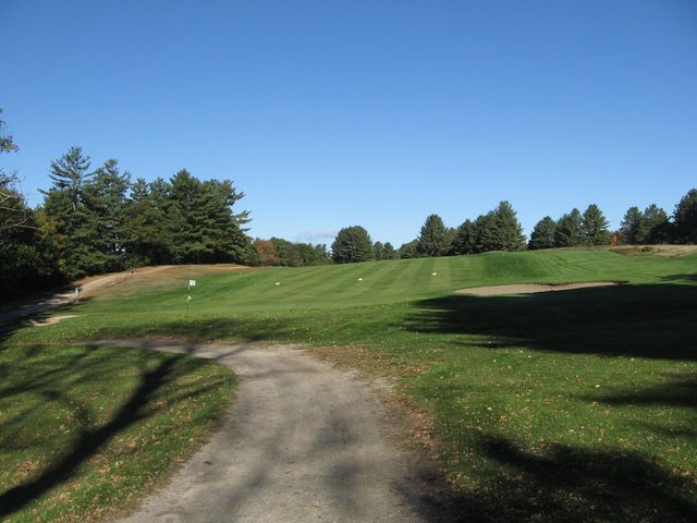 67 Old Pound Road, Effingham, NH 03882