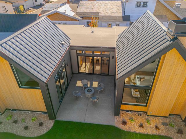 3325 NW Leavitt Lane, Bend, OR 97703