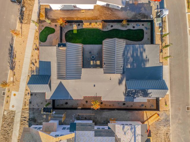 3325 NW Leavitt Lane, Bend, OR 97703