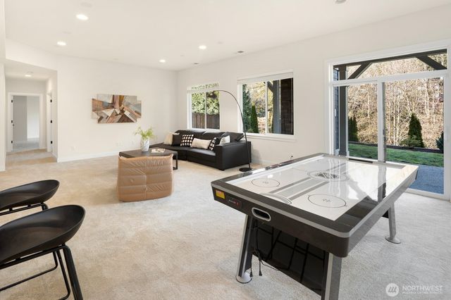 15903 98th Avenue NE, Bothell, WA 98011