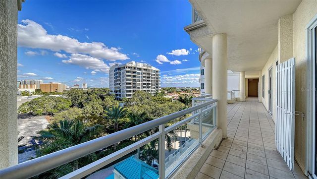 340 S PALM AVENUE 44, Sarasota, FL 34236