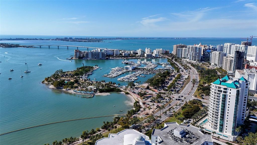 340 S PALM AVENUE 44, Sarasota, FL 34236