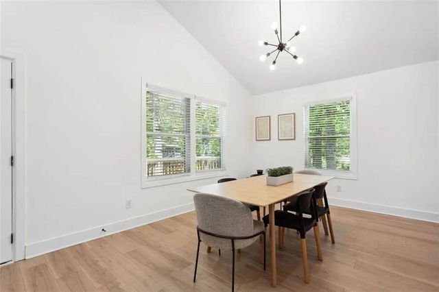 725 Alta Place NW, Atlanta, GA 30318