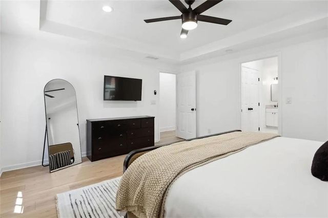 725 Alta Place NW, Atlanta, GA 30318