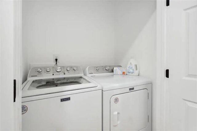 725 Alta Place NW, Atlanta, GA 30318